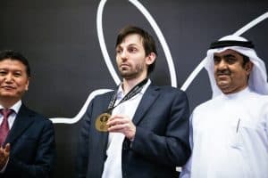 Grischuk picking up his prize